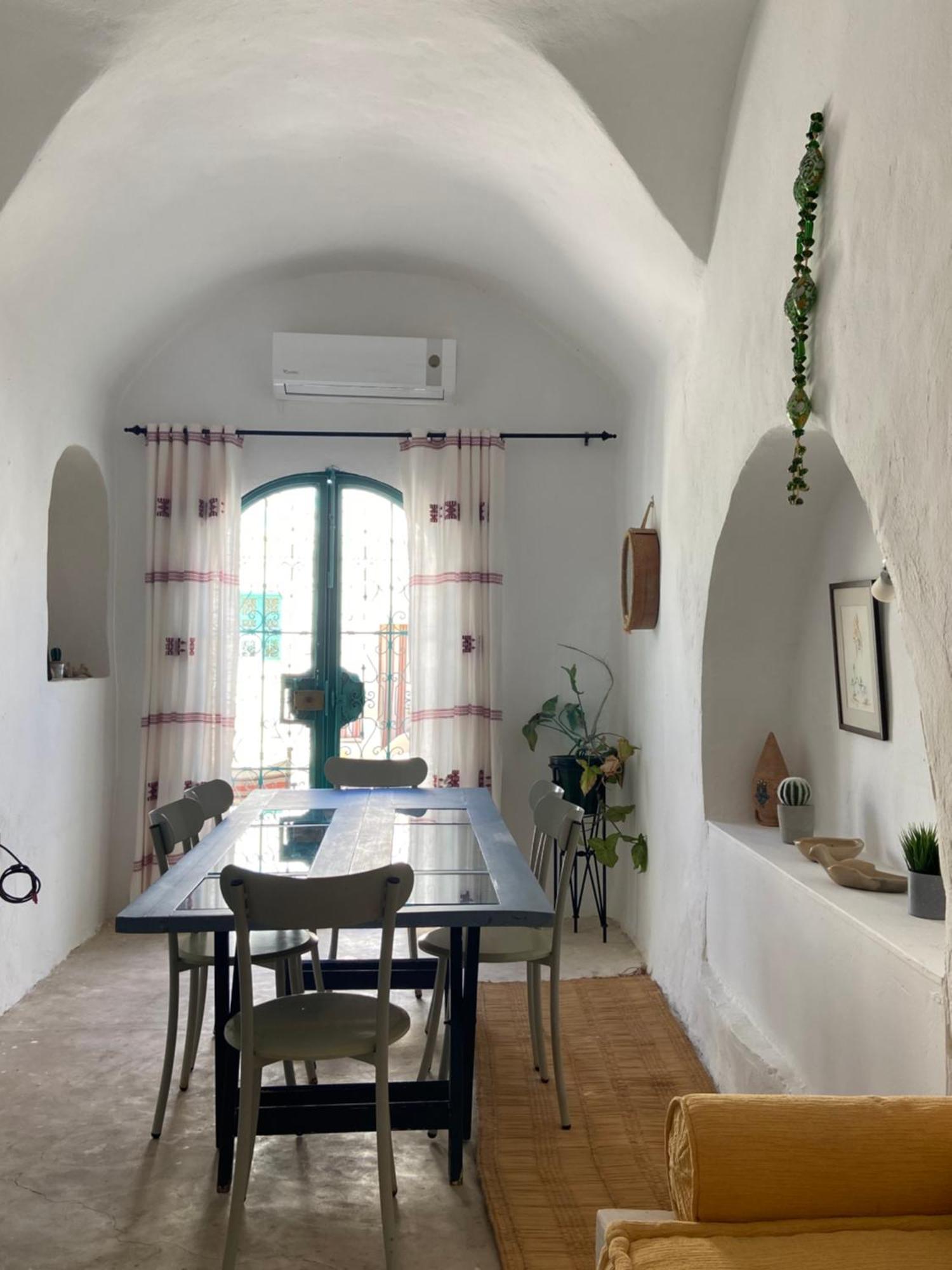 Dar Lily Bed & Breakfast Erriadh Eksteriør bilde